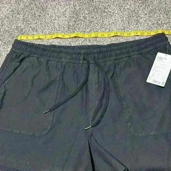 Athleta NWT Women's Farallon Short Size 26 Color Black $69 Retail - Picture 7 of 12